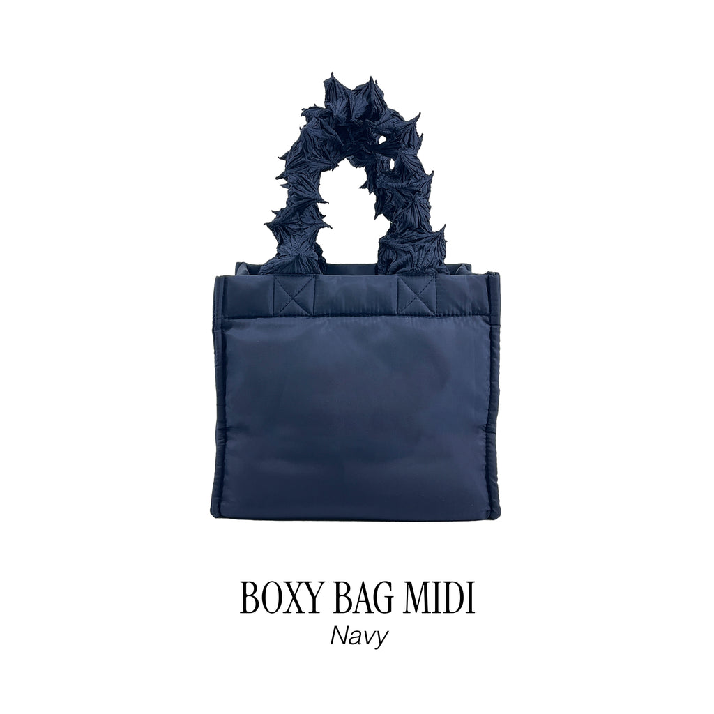 FUGUKU HAND BAG – BOXY BAG MIDI - NAVY