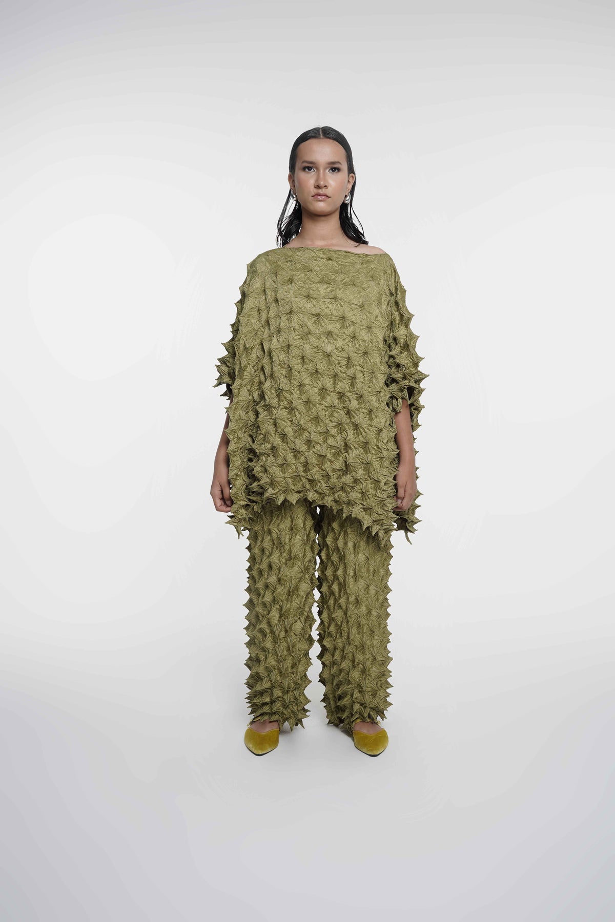 FUGUKU PONCHO TOP - OLIVE