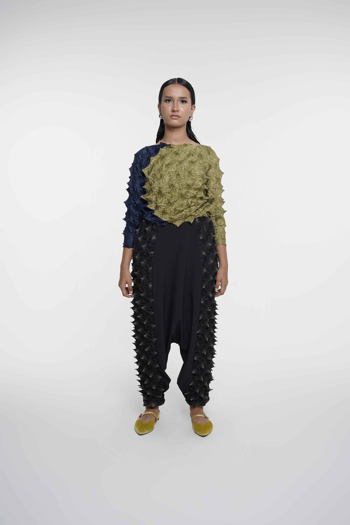 FUGUKU PUZZLE TOP - OLIVE/NAVY