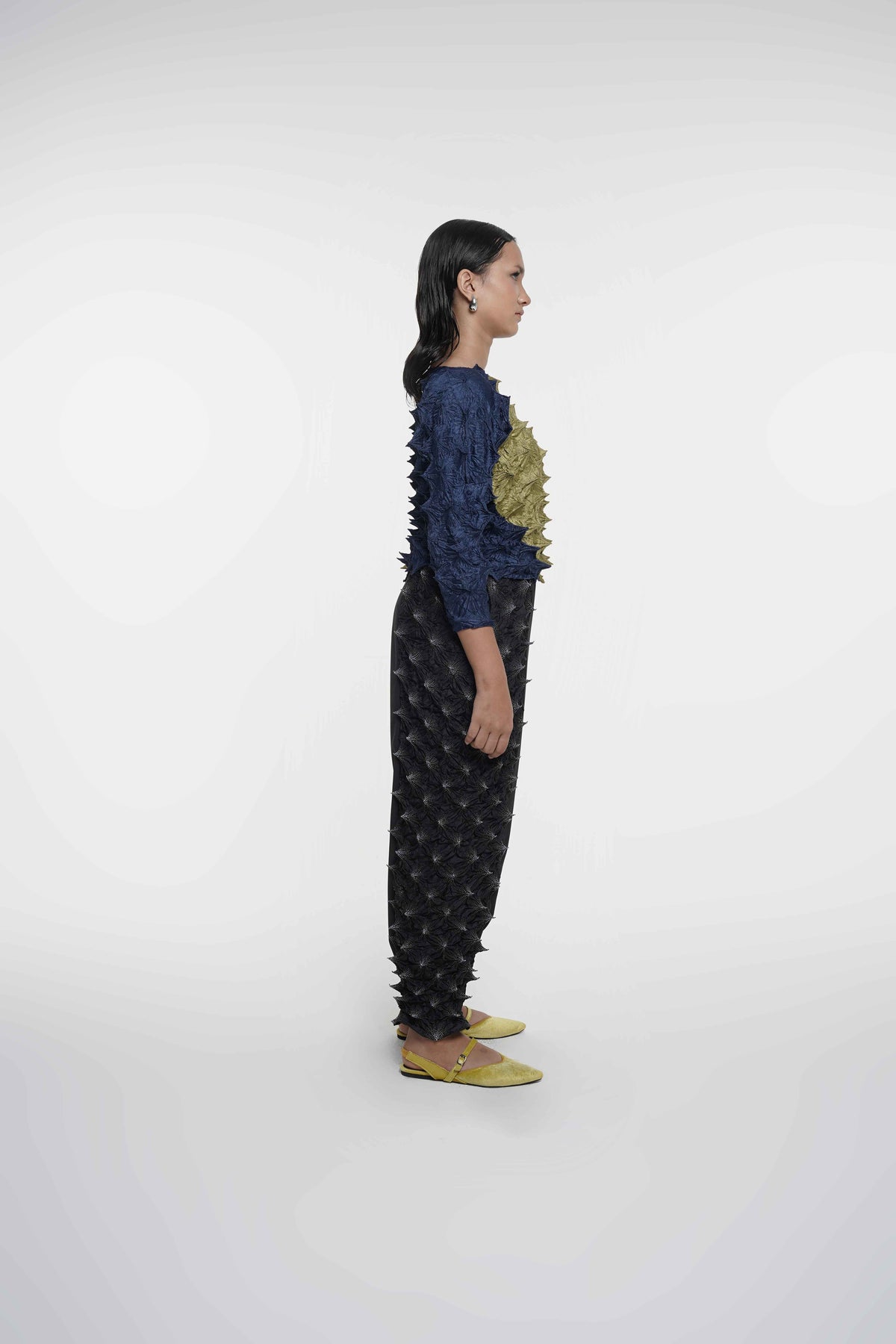 FUGUKU PUZZLE TOP - OLIVE/NAVY