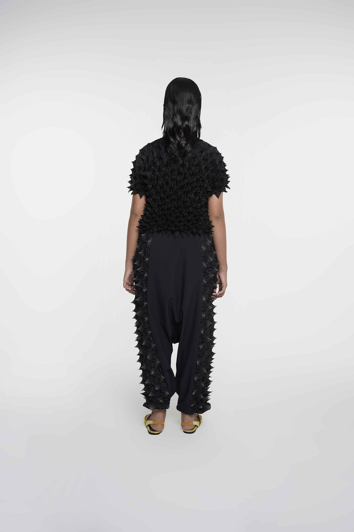 FUGUKU PONCHO TOP - BLACK