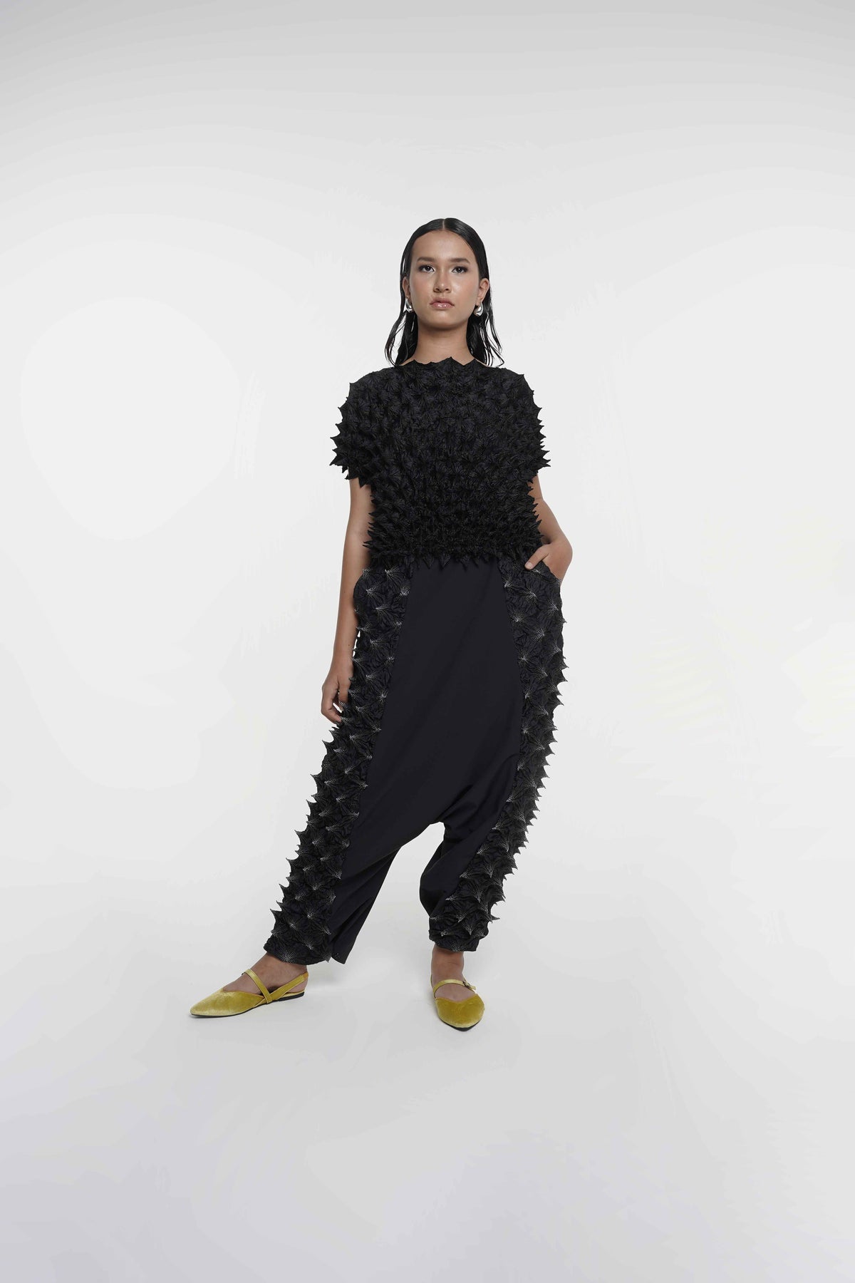 FUGUKU PONCHO TOP - BLACK