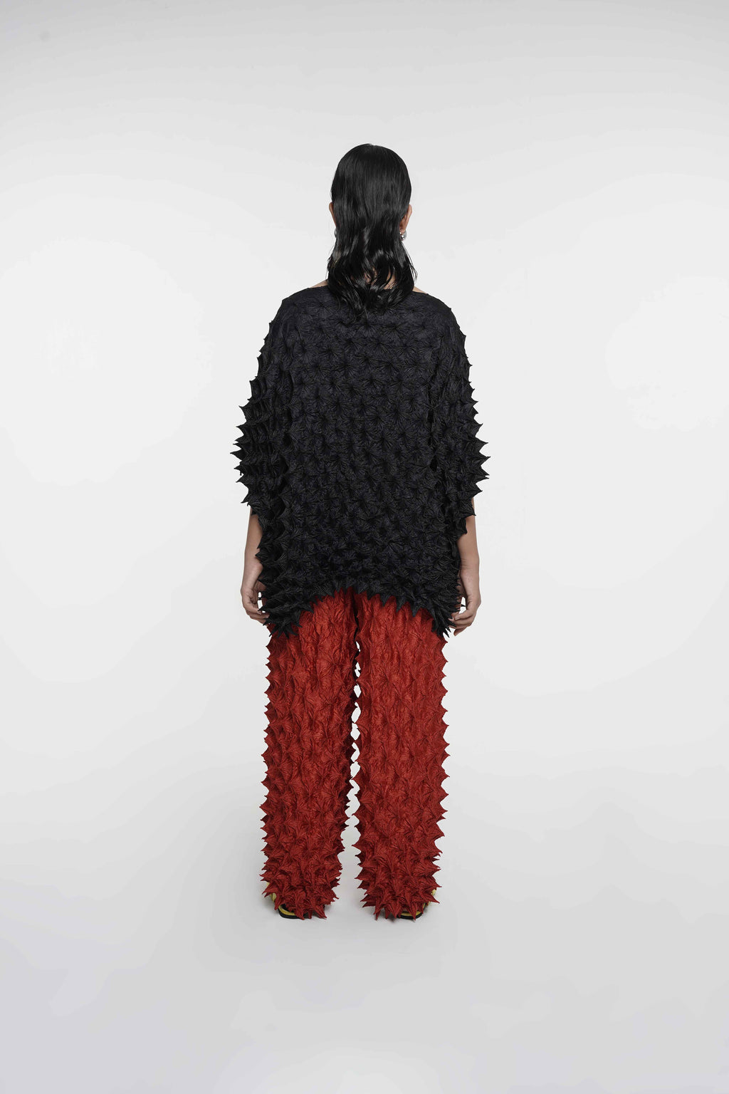 FUGUKU PONCHO TOP - BLACK