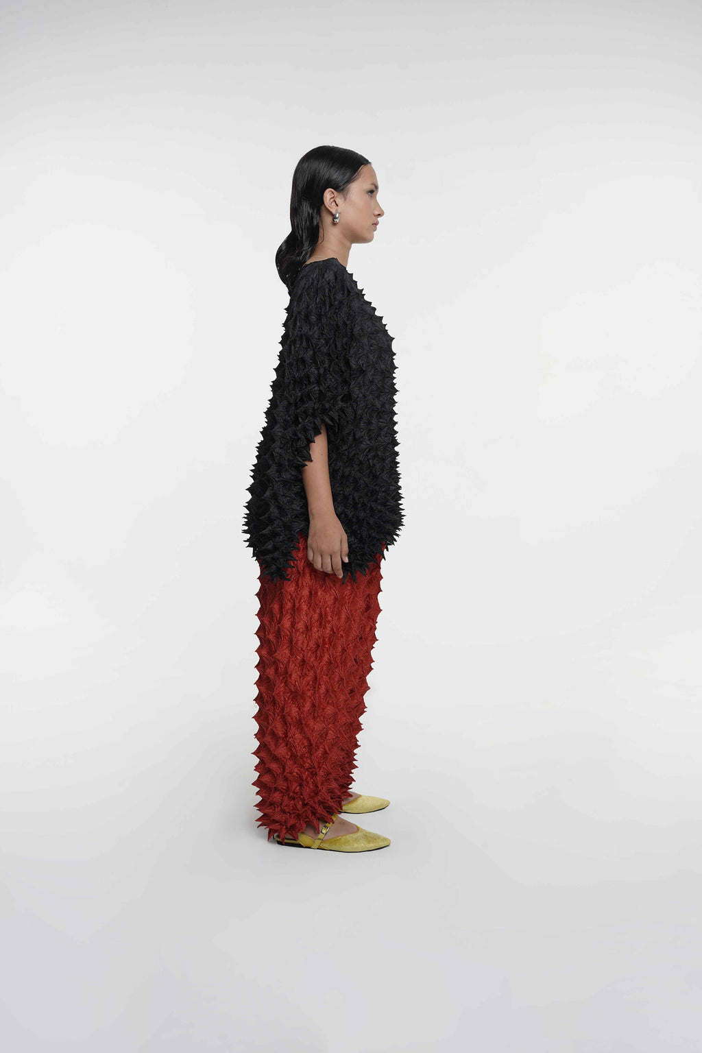 FUGUKU PONCHO TOP - BLACK