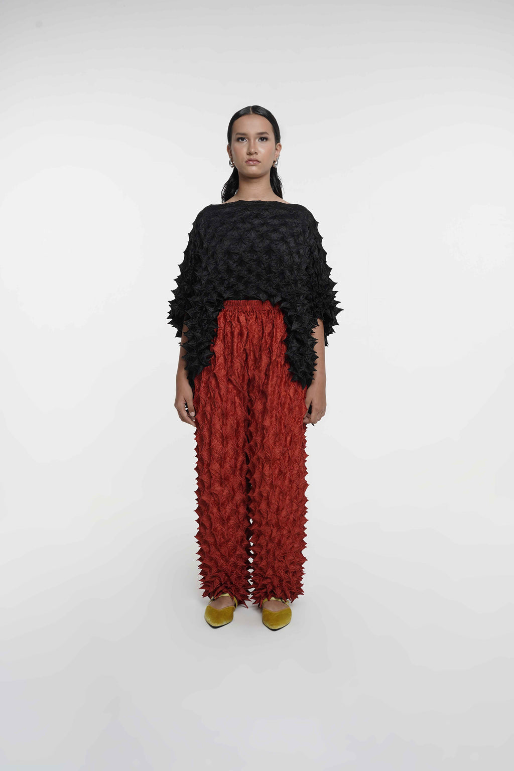 FUGUKU PONCHO TOP - BLACK