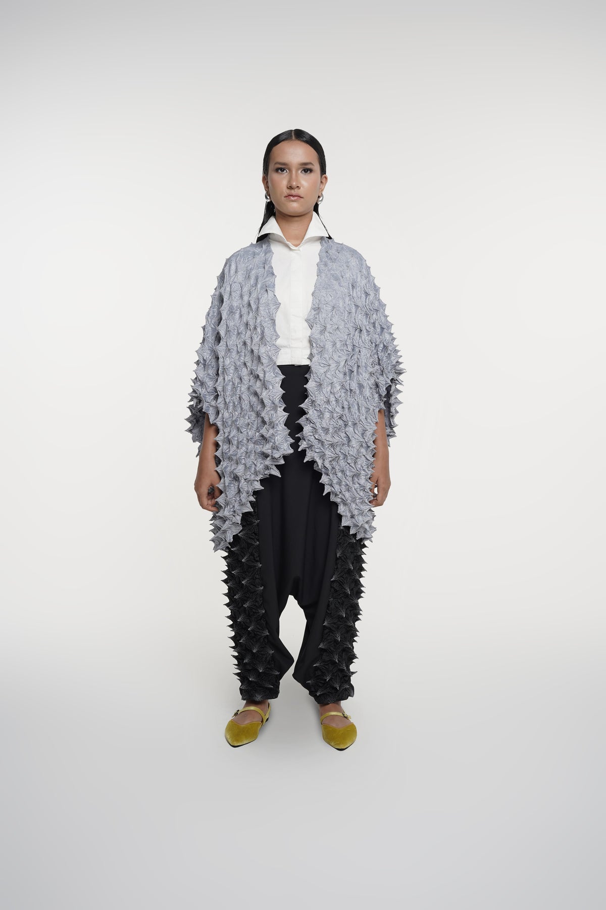 FUGUKU KIMONO OUTERWEAR - SILVER