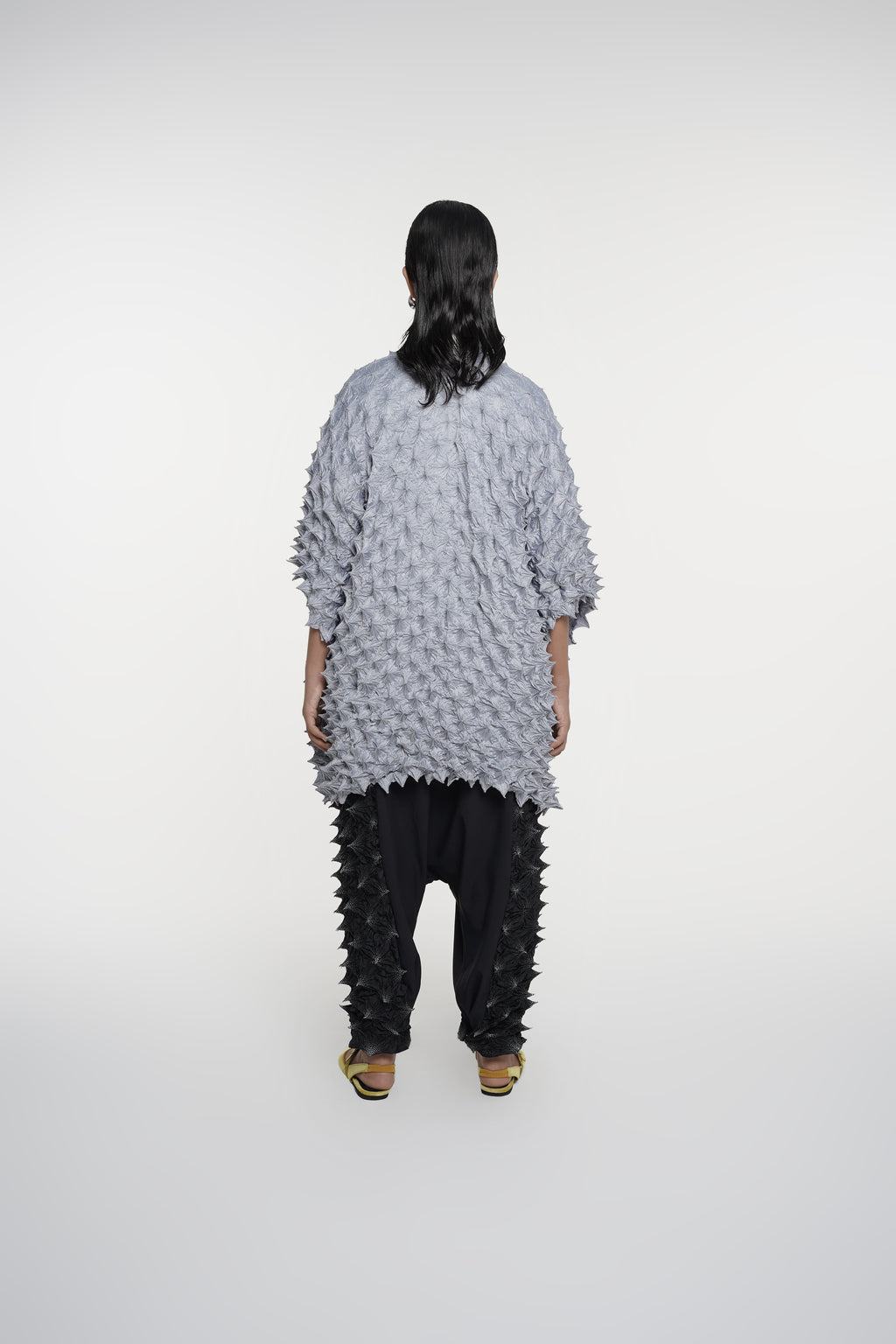 FUGUKU KIMONO OUTERWEAR - SILVER