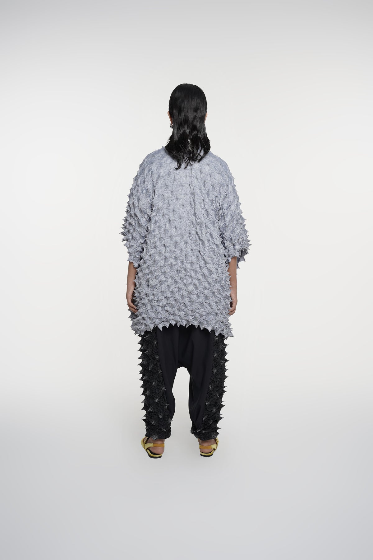 FUGUKU KIMONO OUTERWEAR - SILVER