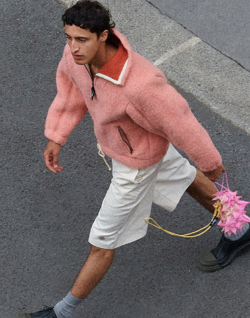 684fae8e93c9147463_1